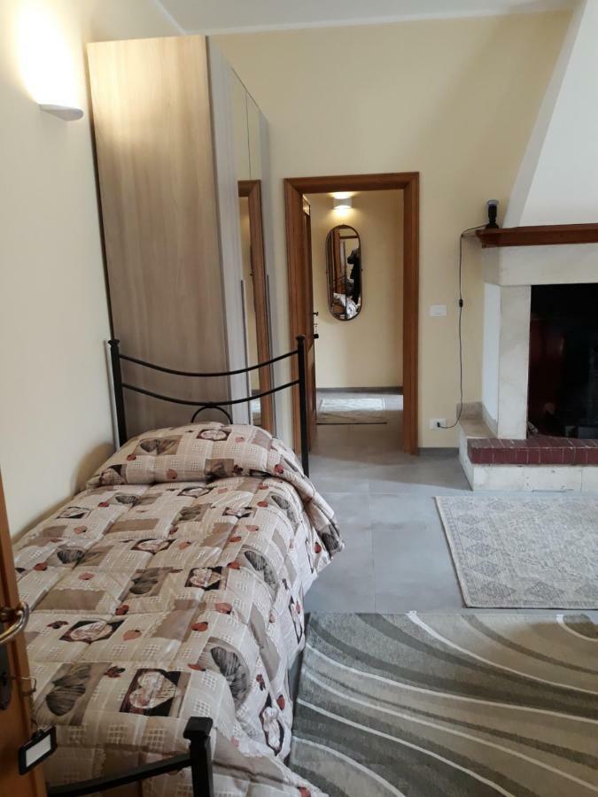 Villa Immersa Nel Verde L'Aquila Luaran gambar