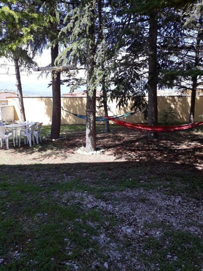 Villa Immersa Nel Verde L'Aquila Luaran gambar